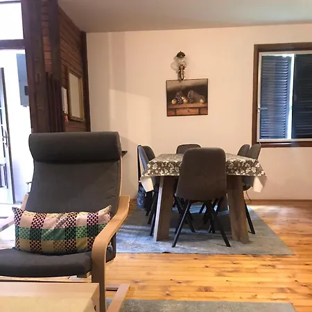 Mira Zlatar Holiday home *