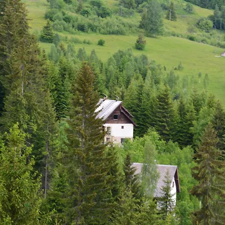 Holiday home Mira Zlatar