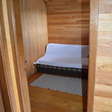 Holiday home Mira Zlatar