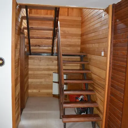 Holiday home Mira Zlatar